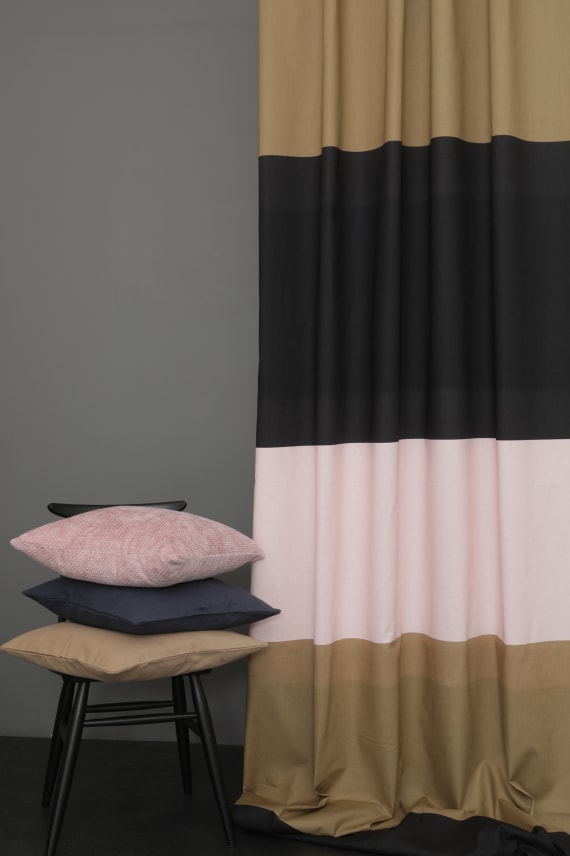 HENNIKA -puuvillakangas musta